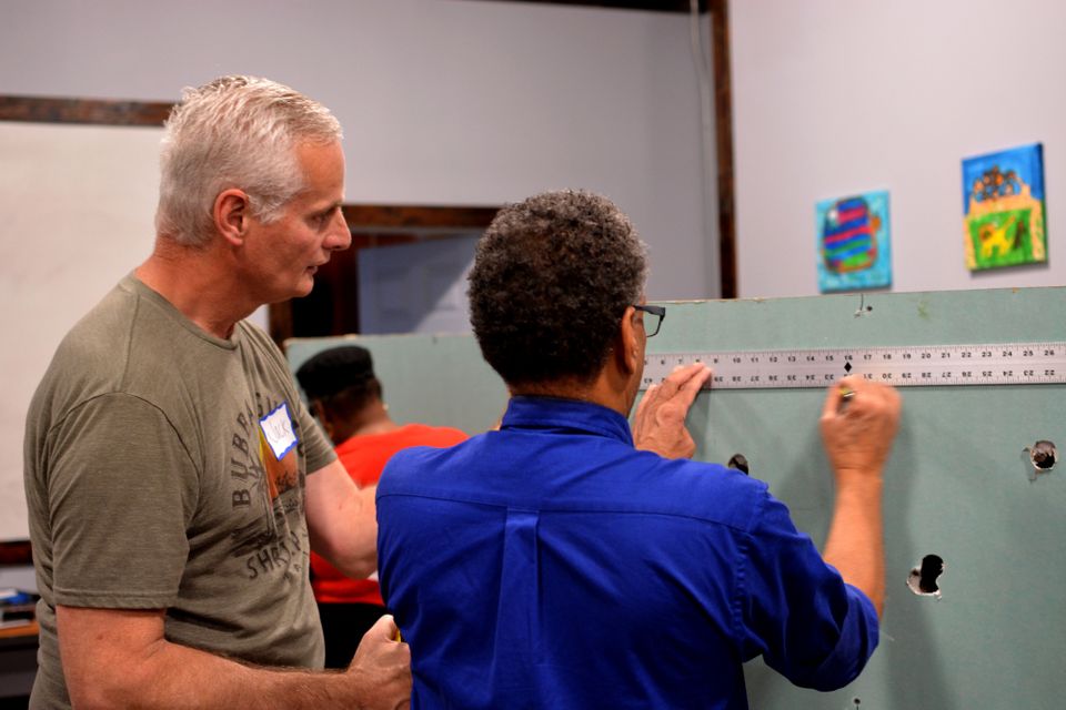 Homeowners in Akron’s Middlebury neighborhood offered homemaintenance